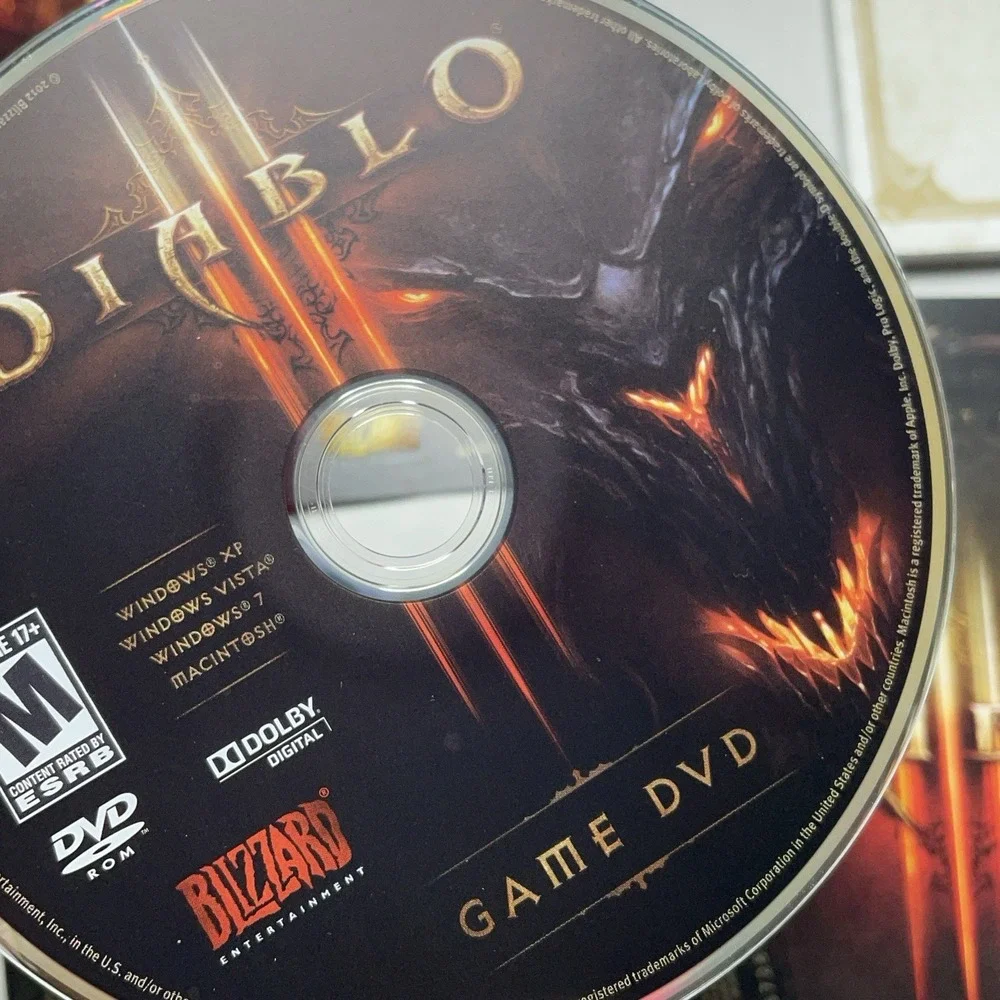 Diablo 3 - Box Set Blizzard 2012 Complete Set Game for PC / Mac Battle.net Rpg